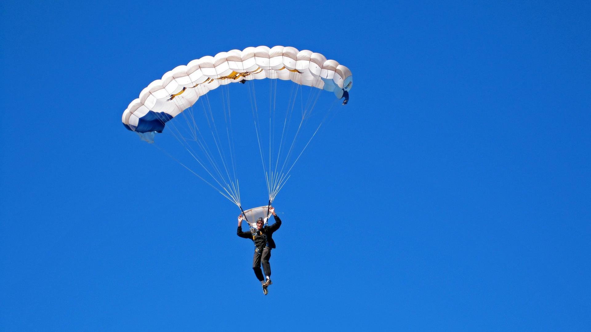 舞台越大越强，杜兰特与猛龙的得分压制艺术