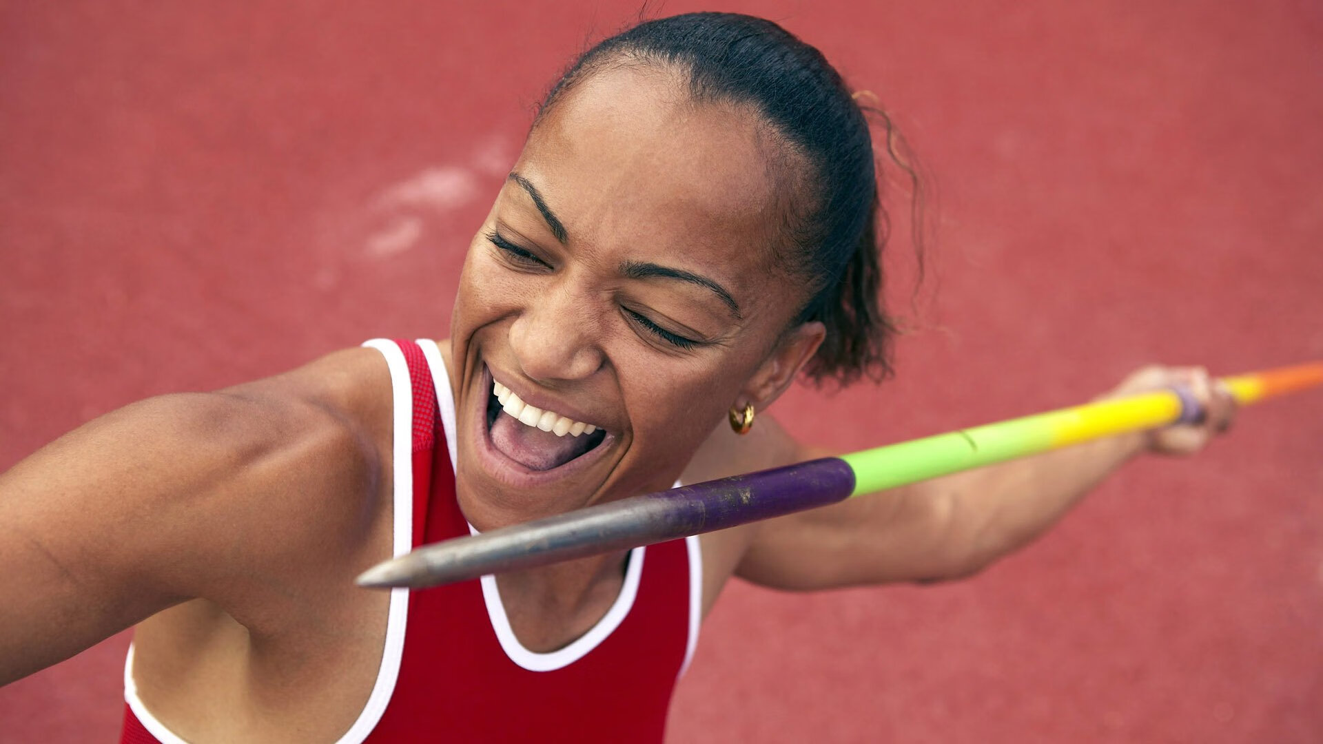 绿茵场上的公牛精神，英超争冠焦点战与上海队终结者的启示